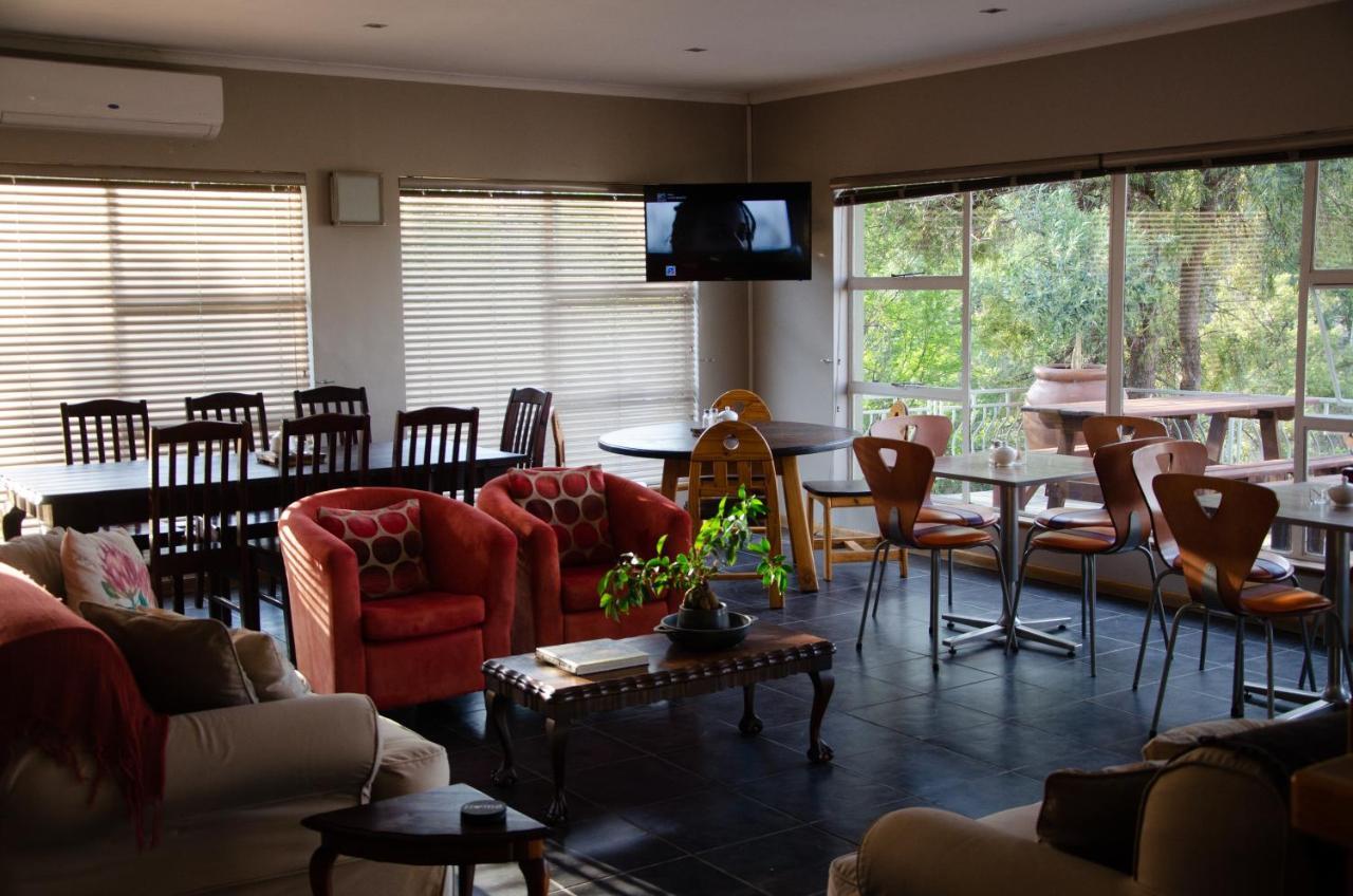 Desert Dew Guest House Hutchinson 외부 사진