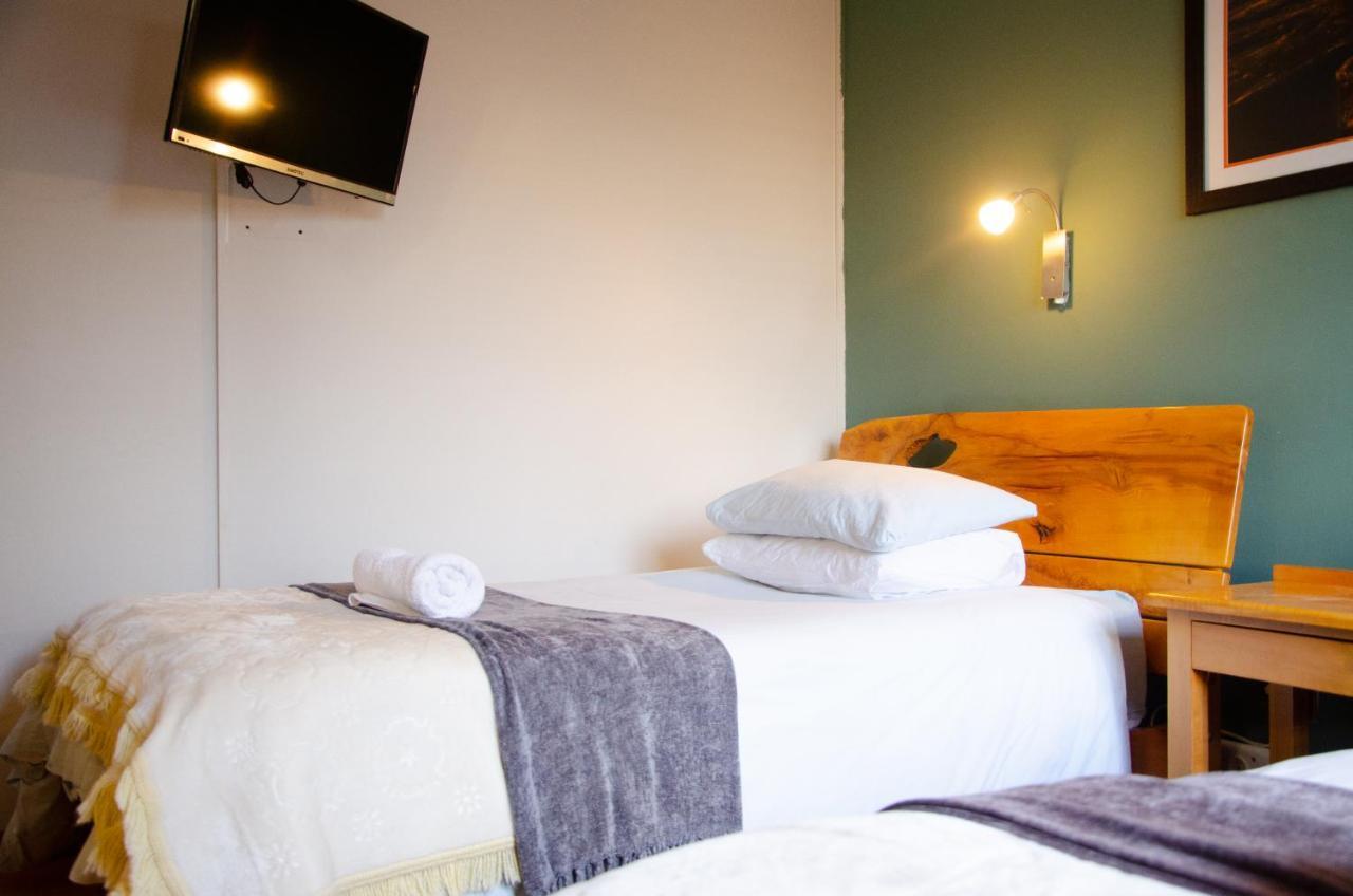 Desert Dew Guest House Hutchinson 외부 사진